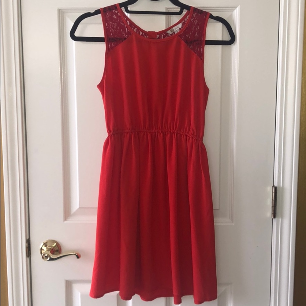 Spring Dress with Belt!! - Picture 2 of 6